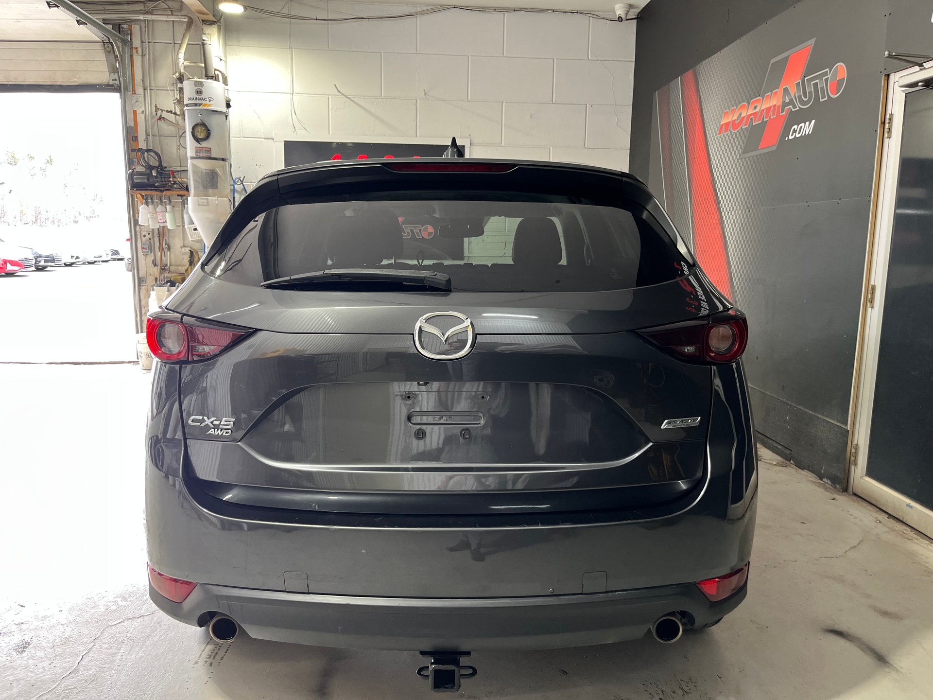 2018 Mazda CX-5 Touring – Image 5
