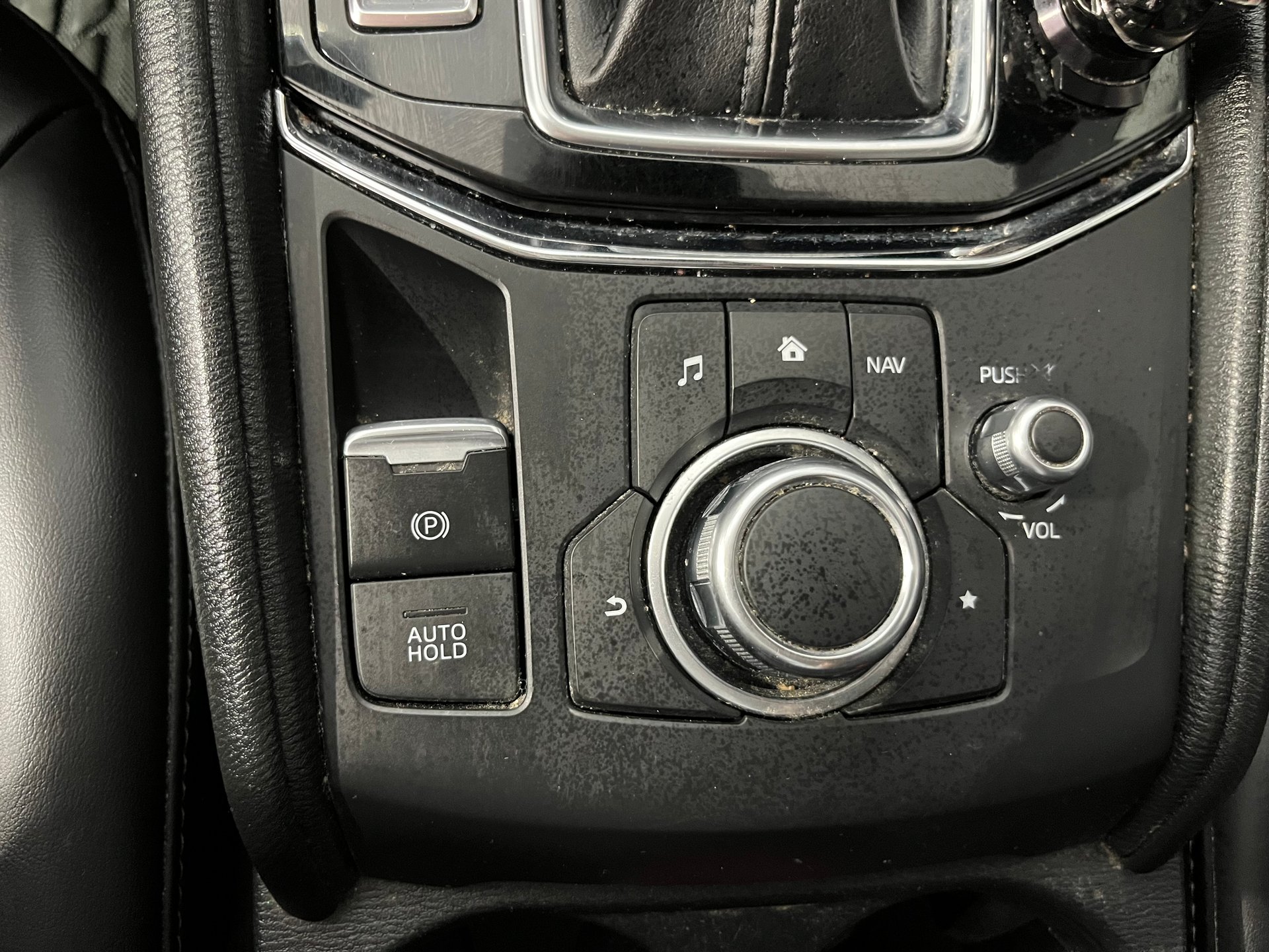 2018 Mazda CX-5 Touring – Image 15