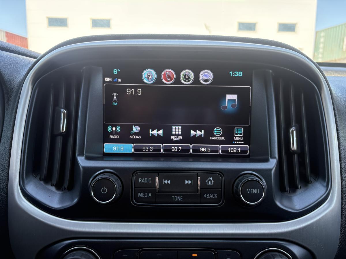 GMC Canyon 2017 SLE CREW CAB 4X4 BLUETOOTH CAMÉRA BAS KILOMÉTRAGE – Image 18