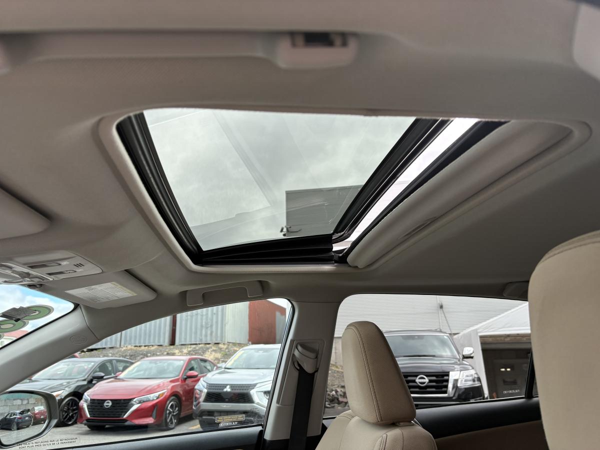 Toyota RAV4 2014 XLE AWD BLUETOOTH TOIT CAMÉRA SIÈGES CHAUFFANT AVANT BAS KILOMÉTRAGE – Image 20