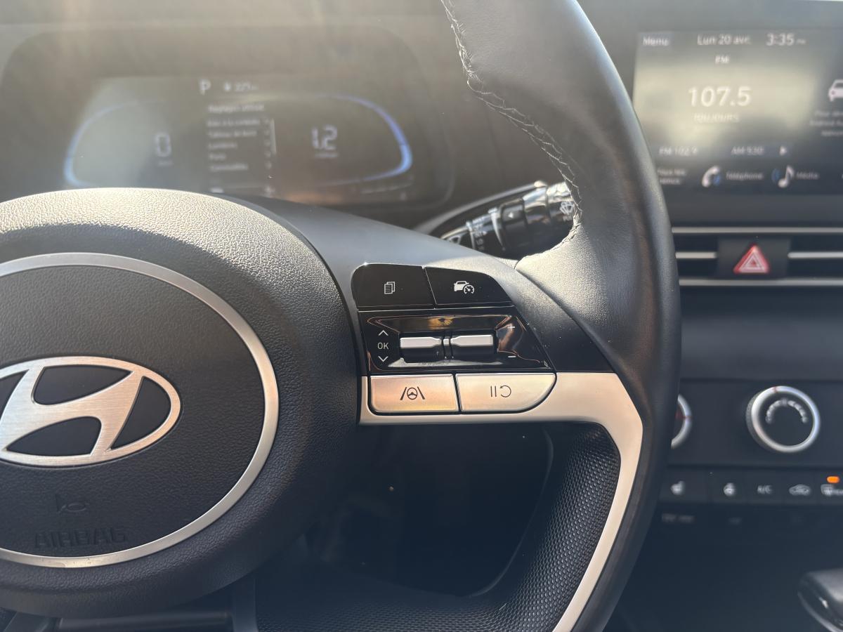 Hyundai Elantra 2024 Preferred BLUETOOTH CAMÉRA BAS KILOMÉTRAGE SIÈGES CHAUFFANT AVANT ET VOLANT CHAUFFANT – Image 23