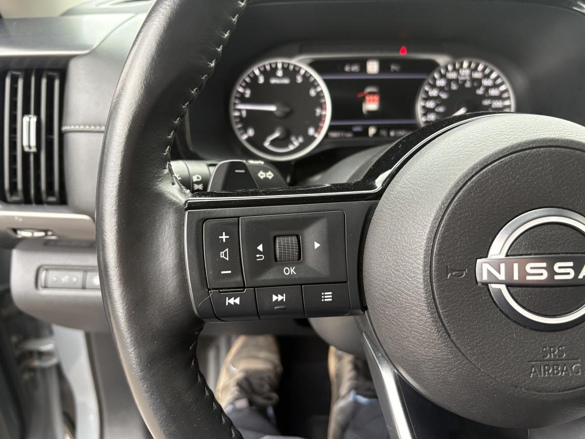 Nissan Pathfinder 2023 SL 4RM BLUETOOTH CUIR TOIT CAMÉRAS 360 GPS SIÈGES ET VOLANT CHAUFFANT 8 PASSAGERS – Image 24