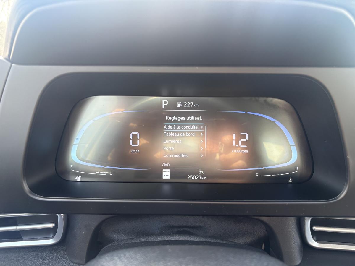 Hyundai Elantra 2024 Preferred BLUETOOTH CAMÉRA BAS KILOMÉTRAGE SIÈGES CHAUFFANT AVANT ET VOLANT CHAUFFANT – Image 25