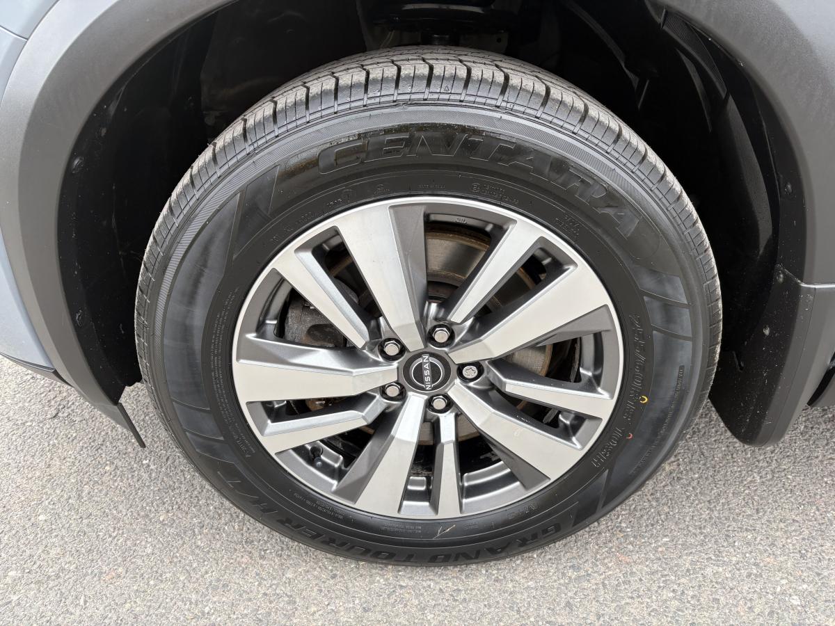 Nissan Pathfinder 2023 SL 4RM BLUETOOTH CUIR TOIT CAMÉRAS 360 GPS SIÈGES ET VOLANT CHAUFFANT 8 PASSAGERS – Image 30