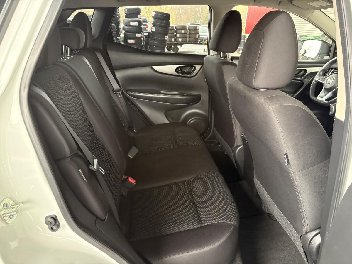 Nissan Qashqai 2022 S TA BLUETOOTH CAMÉRA SIÈGES CHAUFFANT AVANT BAS KILOMÉTRAGE – Image 32