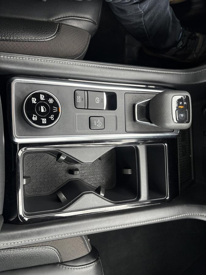 Nissan Pathfinder 2023 SL 4RM BLUETOOTH CUIR TOIT CAMÉRAS 360 GPS SIÈGES ET VOLANT CHAUFFANT 8 PASSAGERS – Image 33