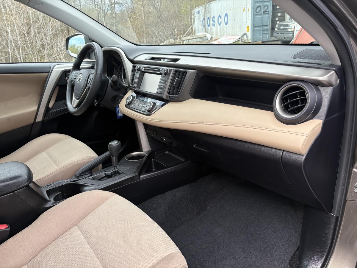 Toyota RAV4 2014 XLE AWD BLUETOOTH TOIT CAMÉRA SIÈGES CHAUFFANT AVANT BAS KILOMÉTRAGE – Image 33