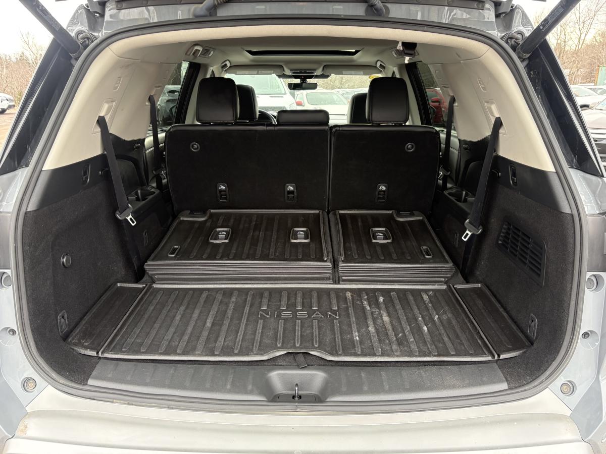 Nissan Pathfinder 2023 SL 4RM BLUETOOTH CUIR TOIT CAMÉRAS 360 GPS SIÈGES ET VOLANT CHAUFFANT 8 PASSAGERS – Image 35