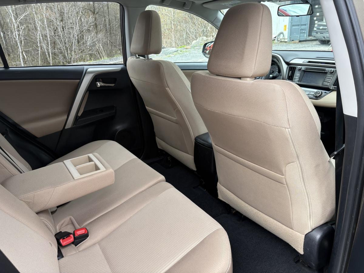 Toyota RAV4 2014 XLE AWD BLUETOOTH TOIT CAMÉRA SIÈGES CHAUFFANT AVANT BAS KILOMÉTRAGE – Image 35