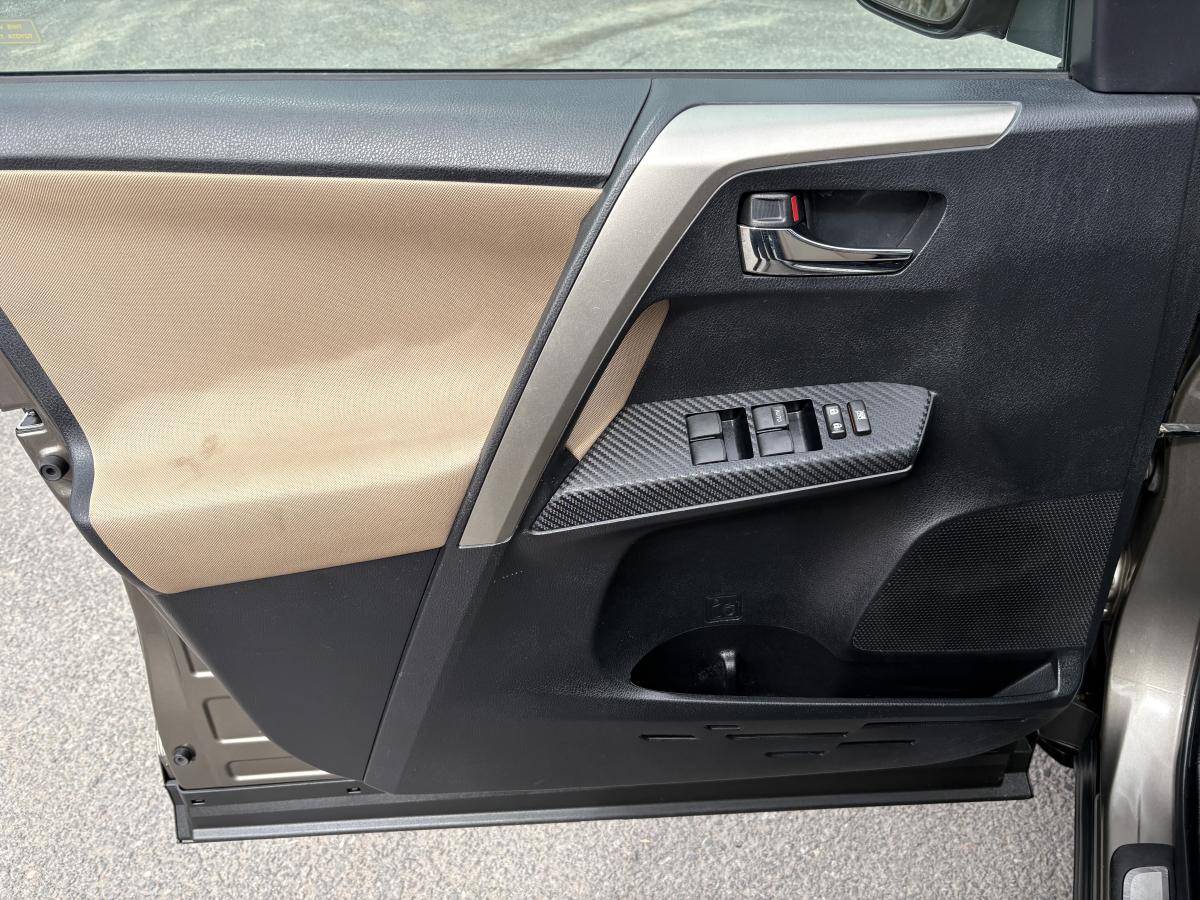 Toyota RAV4 2014 XLE AWD BLUETOOTH TOIT CAMÉRA SIÈGES CHAUFFANT AVANT BAS KILOMÉTRAGE – Image 39