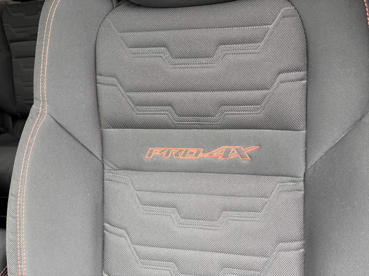 Nissan Frontier 2025 PRO-4X CREW CAB 4x4 BLUETOOTH CAMÉRAS 360 TOIT SIÈGES AVANT ET VOLANT CHAUFFANT BAS KILOMÉTRAGE – Image 41