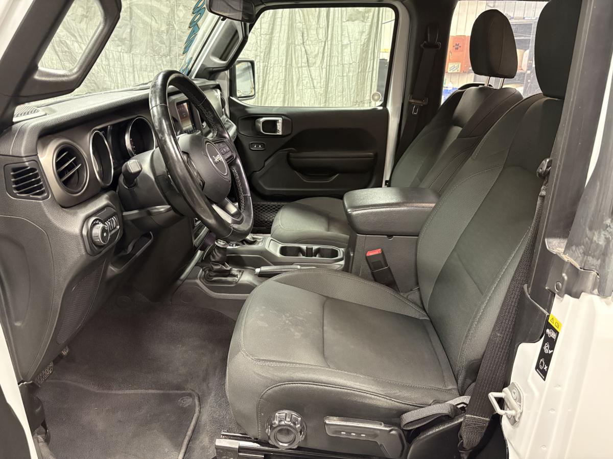 Jeep Wrangler 2020 Sport S 4x4 BLUETOOTH CAMÉRA SIÈGES AVANT ET VOLANT CHAUFFANT BAS KILOMÉTRAGE – Image 10