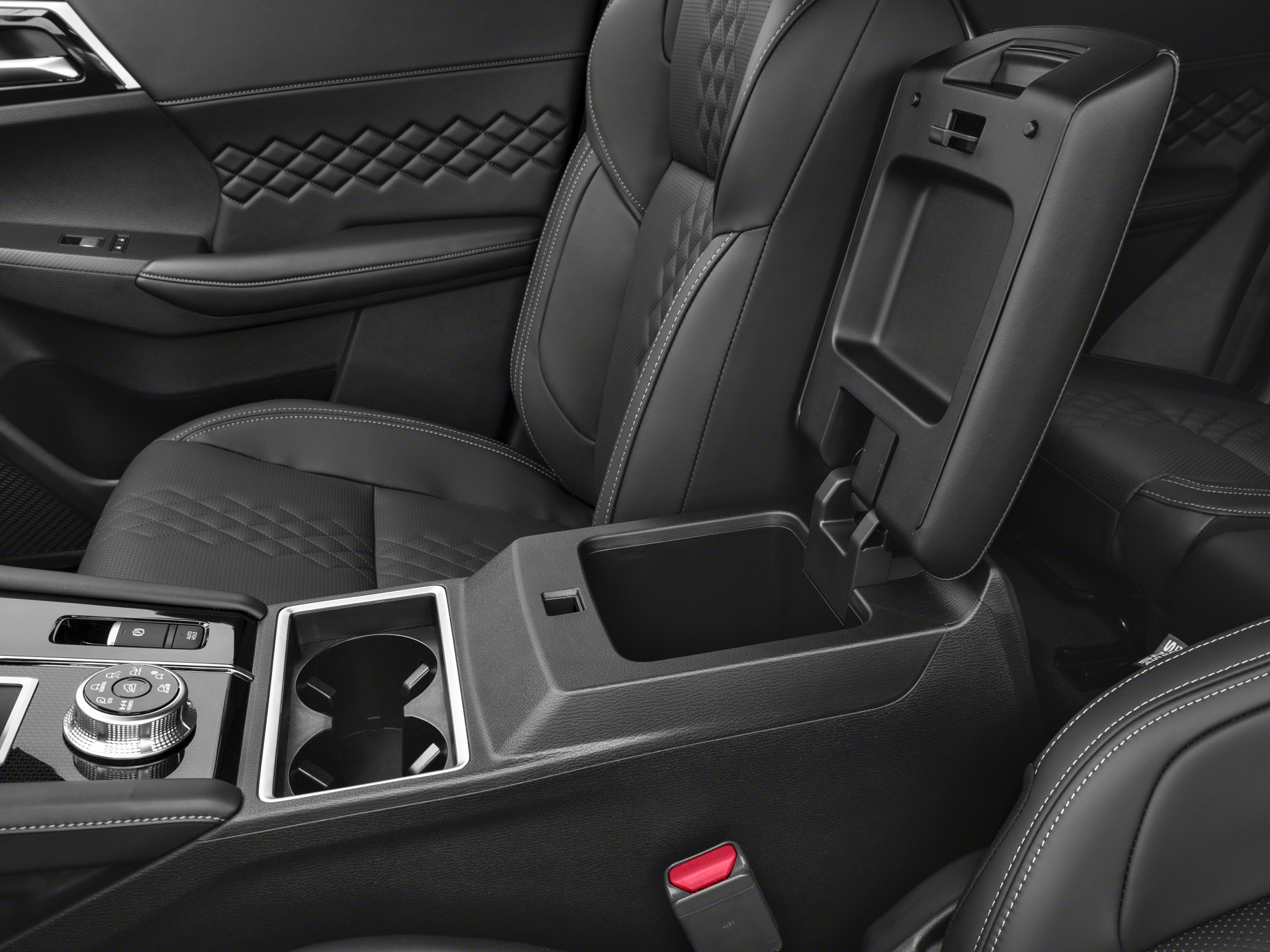 Mitsubishi Outlander PHEV 2026 NOIR S-AWC – Image 10
