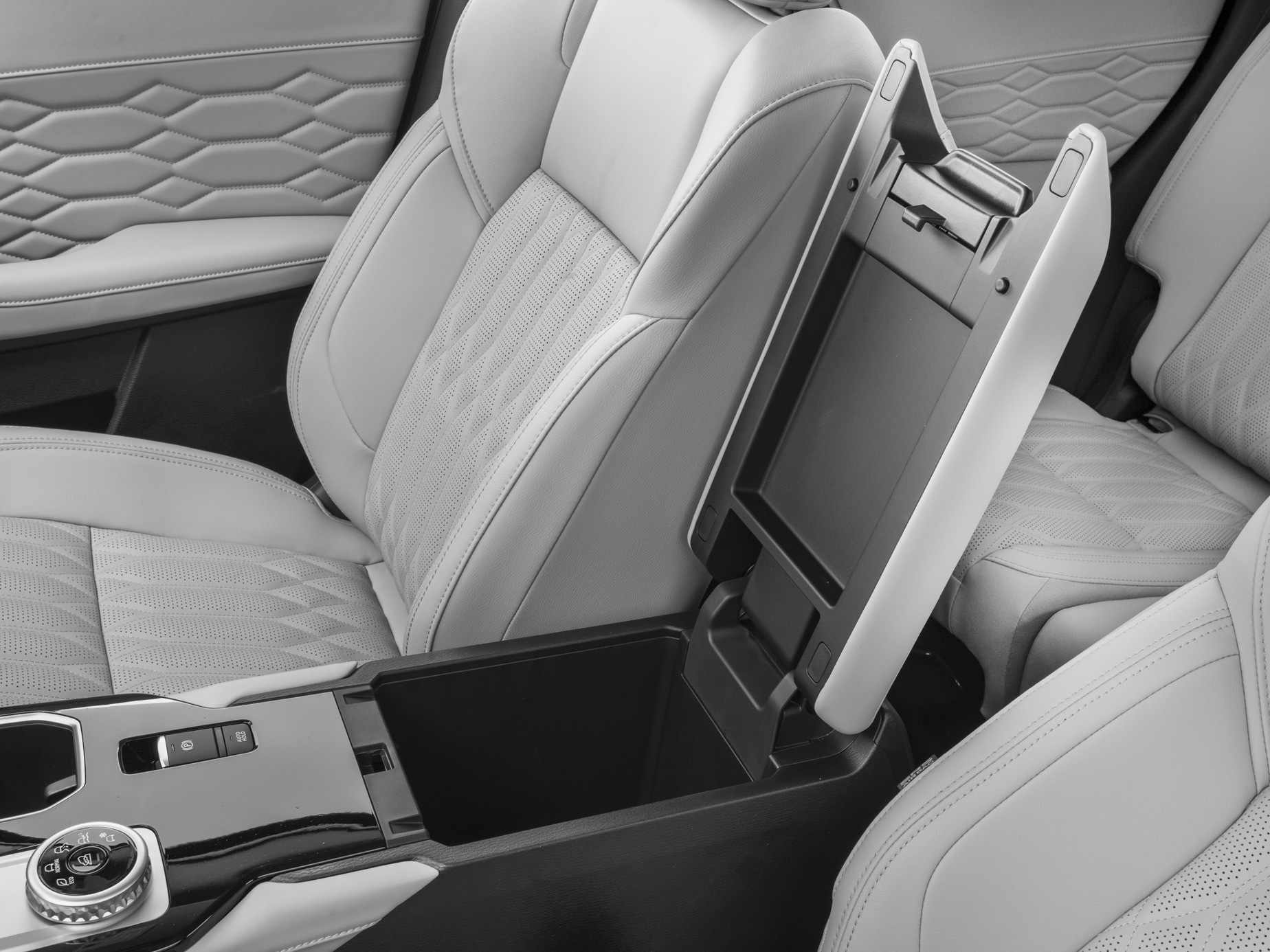 Mitsubishi Outlander 2026 GT PREMIUM S-AWC – Image 10