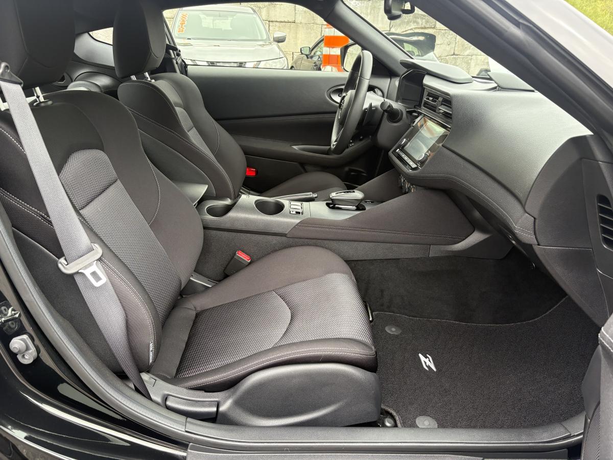 Nissan Z 2024 Sport BLUETOOTH CAMÉRA PERFORMANTE TRÈS BAS KILOMÉTRAGE – Image 12