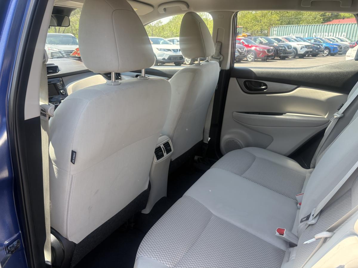 Nissan Qashqai 2021 S TI BLUETOOTH CAMÉRA SIÈGES CHAUFFANT AVANT BAS KILOMÉTRAGE – Image 12