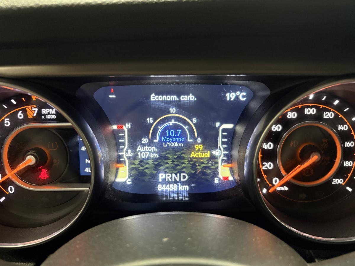 Jeep Wrangler 2020 Sport S 4x4 BLUETOOTH CAMÉRA SIÈGES AVANT ET VOLANT CHAUFFANT BAS KILOMÉTRAGE – Image 14