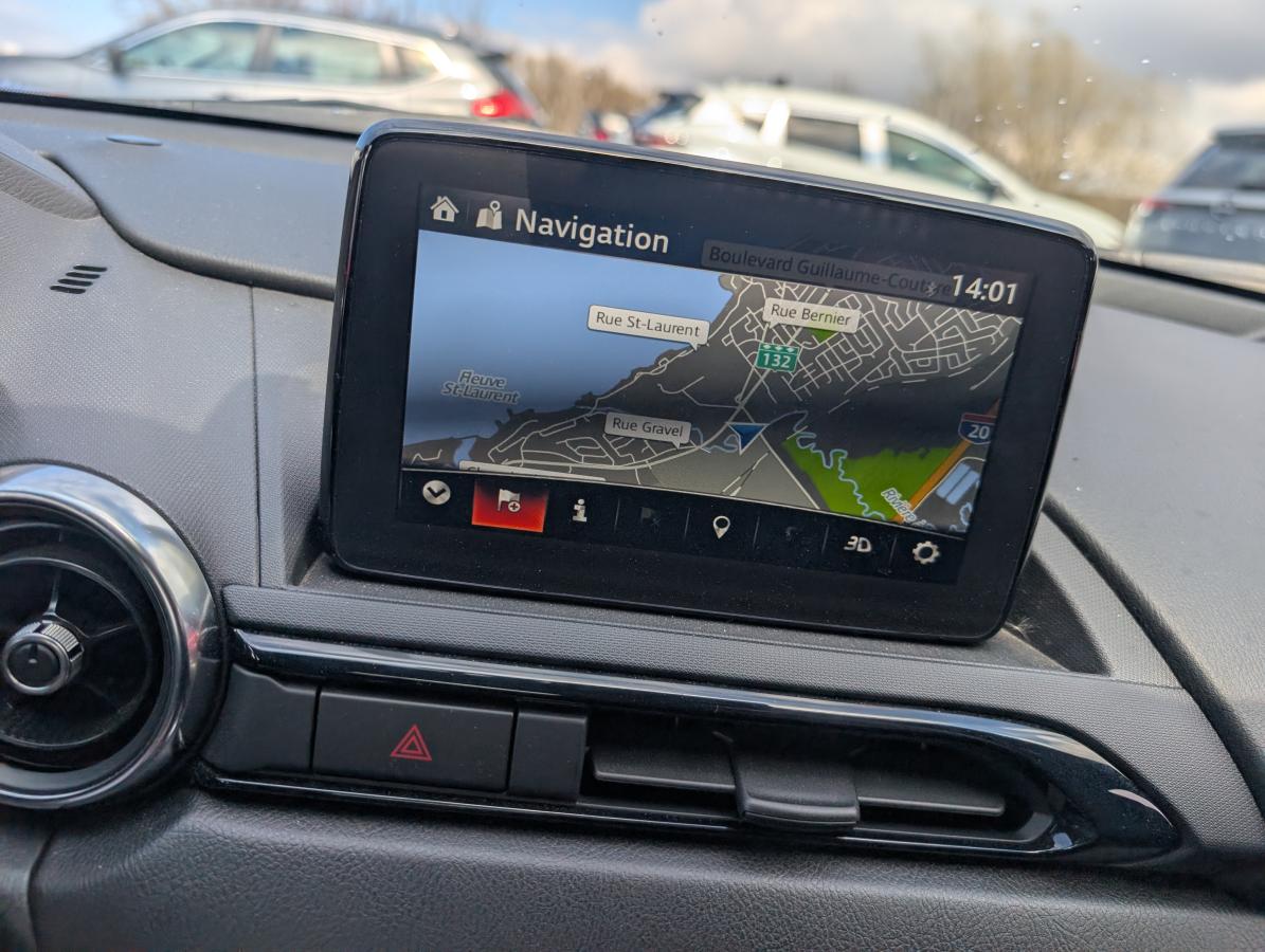 Mazda MX-5 RF 2019 GT BLUETOOTH CAMÉRA GPS SIÈGES CHAUFFANT AVANT BAS KILOMÉTRAGE - Image 15