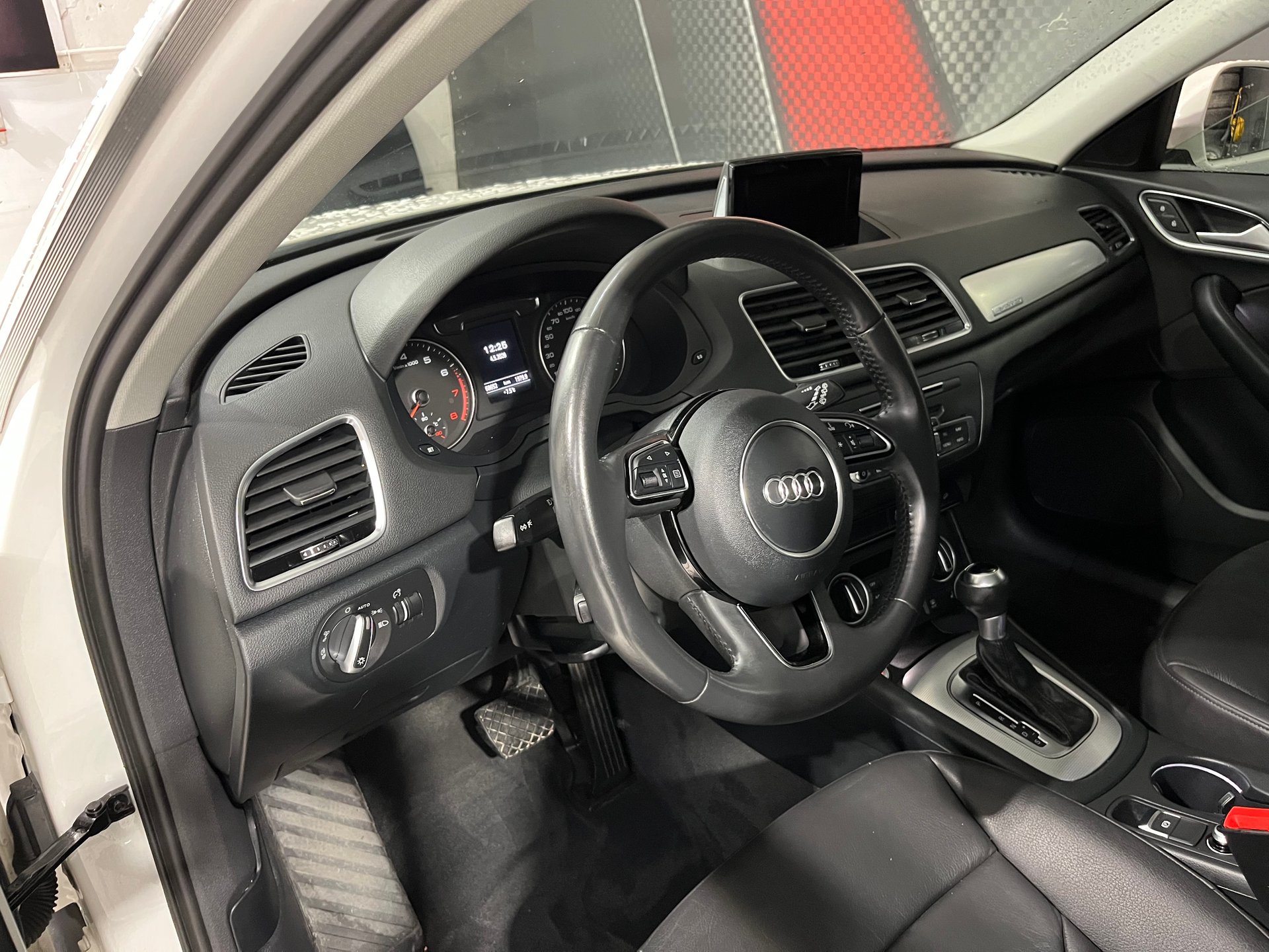 2018 Audi Q3 2.0T Premium – Image 10