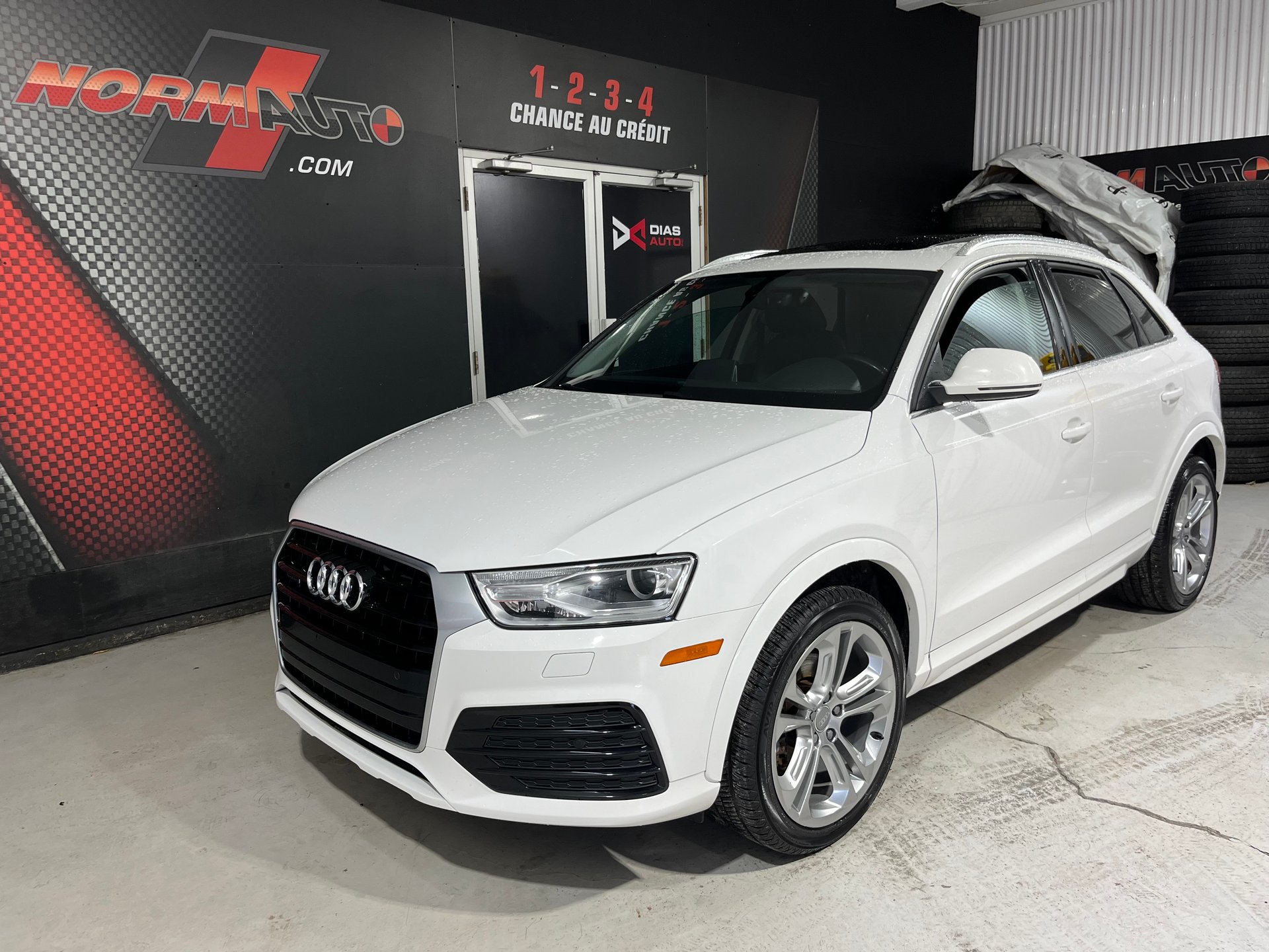 2018 Audi Q3 2.0T Premium – Image 2