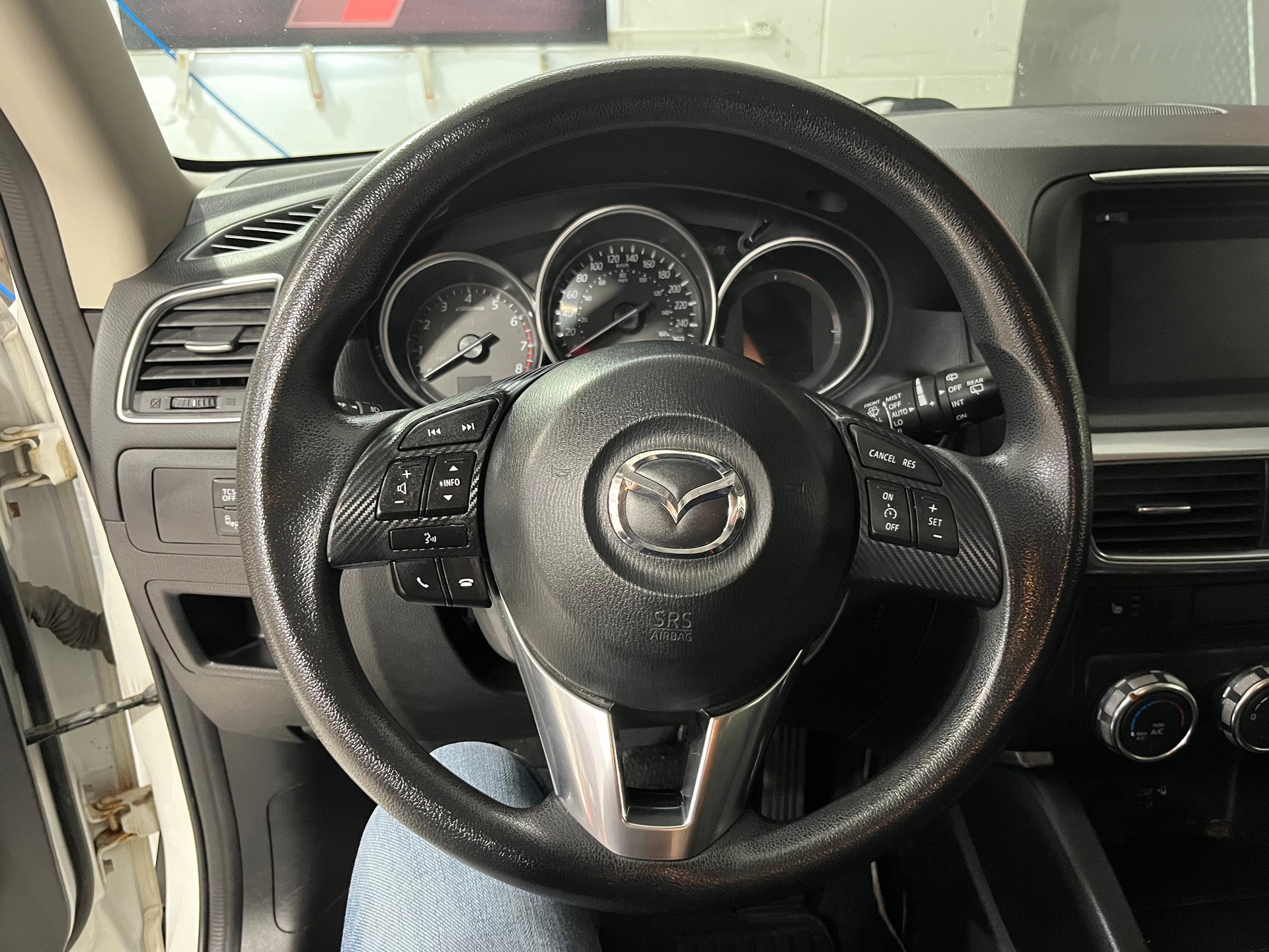 2016 Mazda CX-5 Touring – Image 14