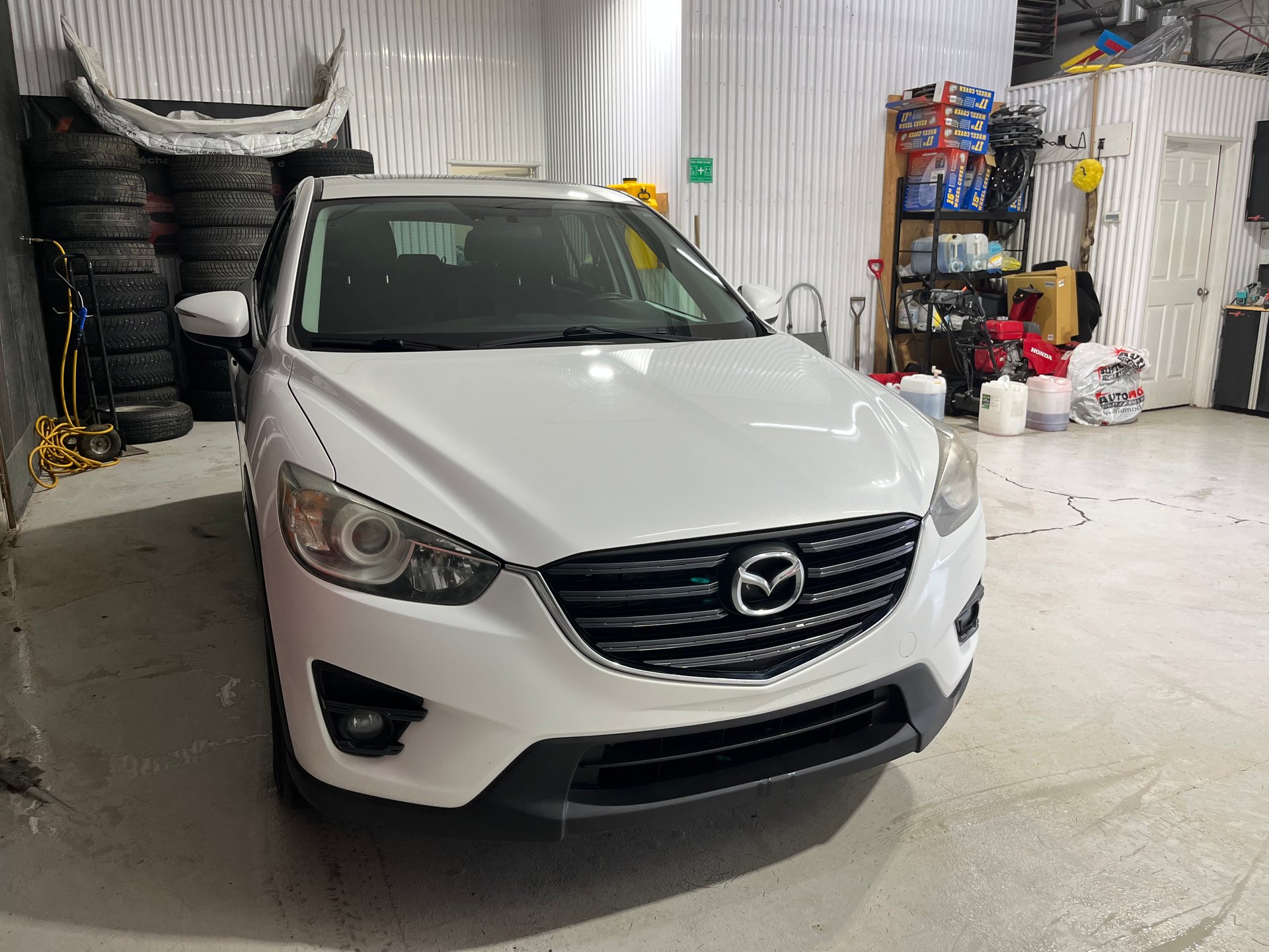 2016 Mazda CX-5 Touring – Image 5