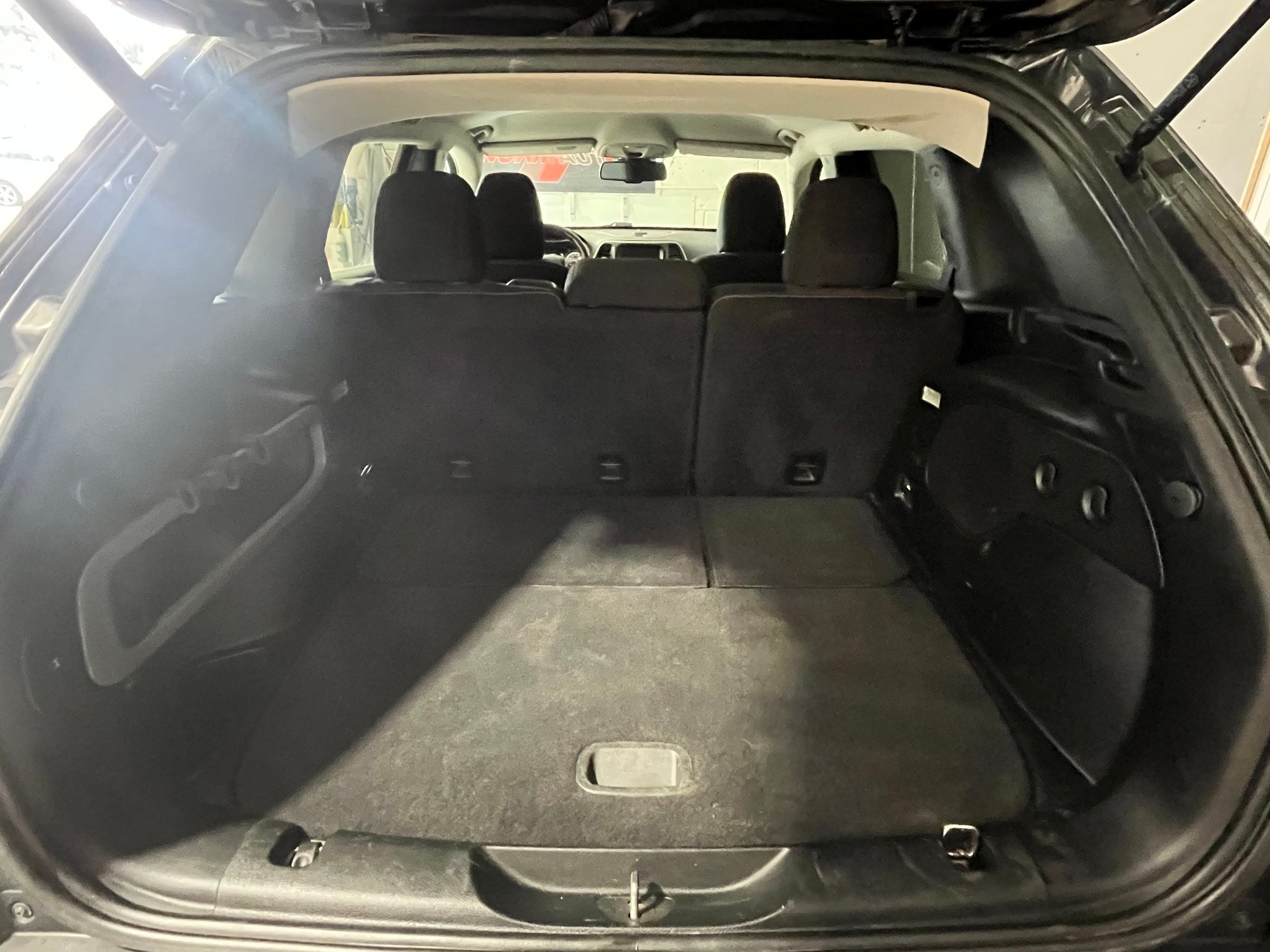 2016 Jeep Cherokee Latitude – Image 12