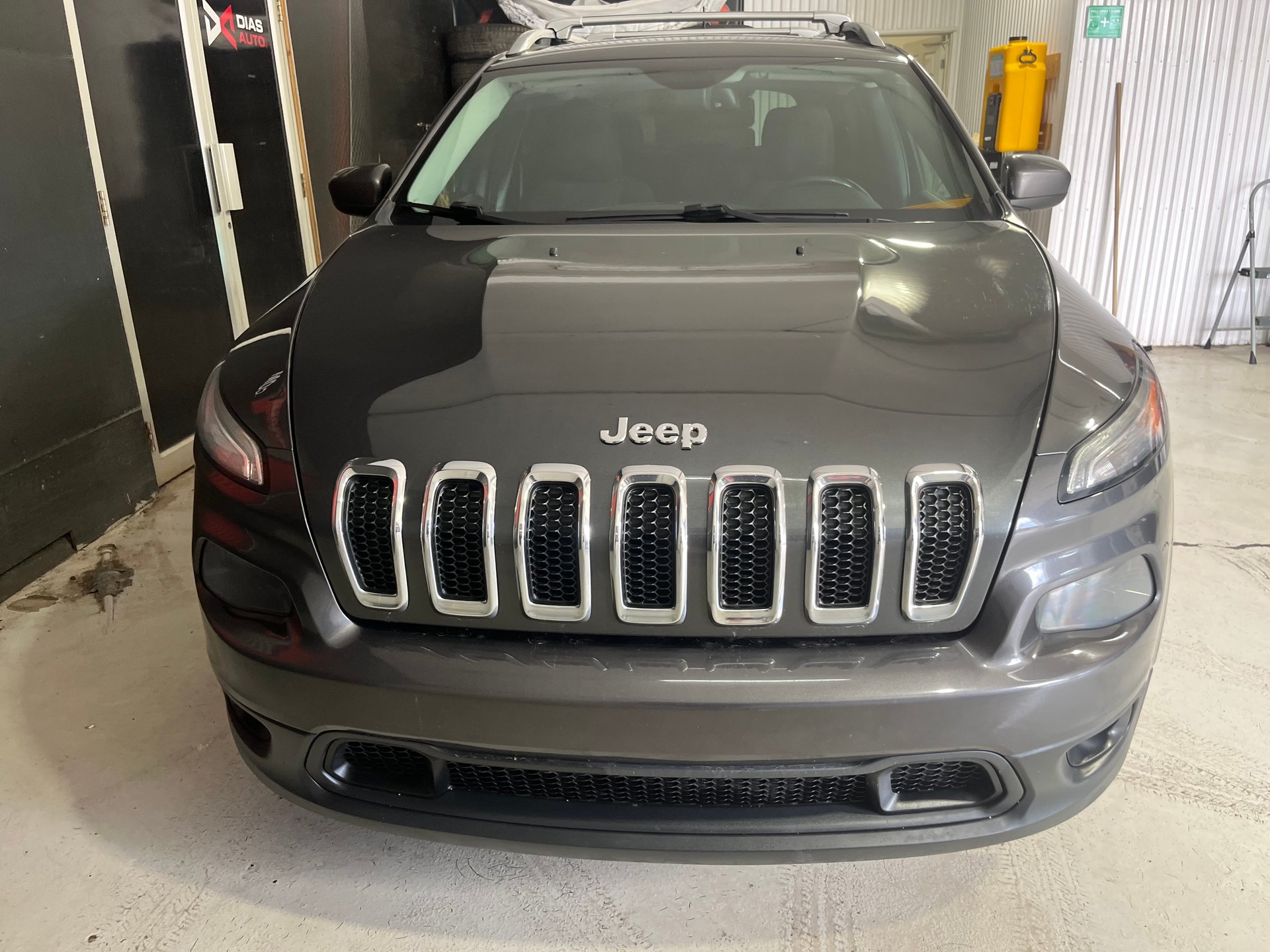2016 Jeep Cherokee Latitude – Image 6