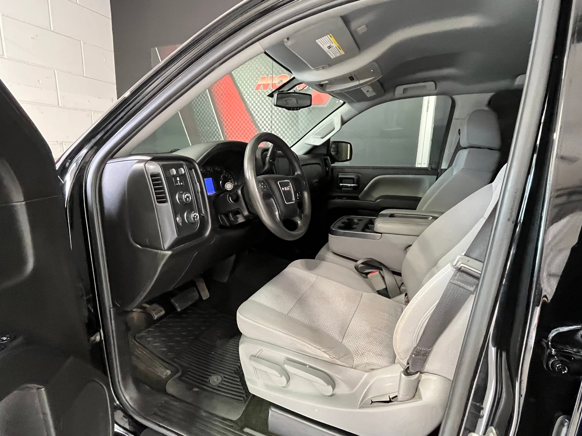2018 GMC Sierra 1500 ELEVATION – Image 10