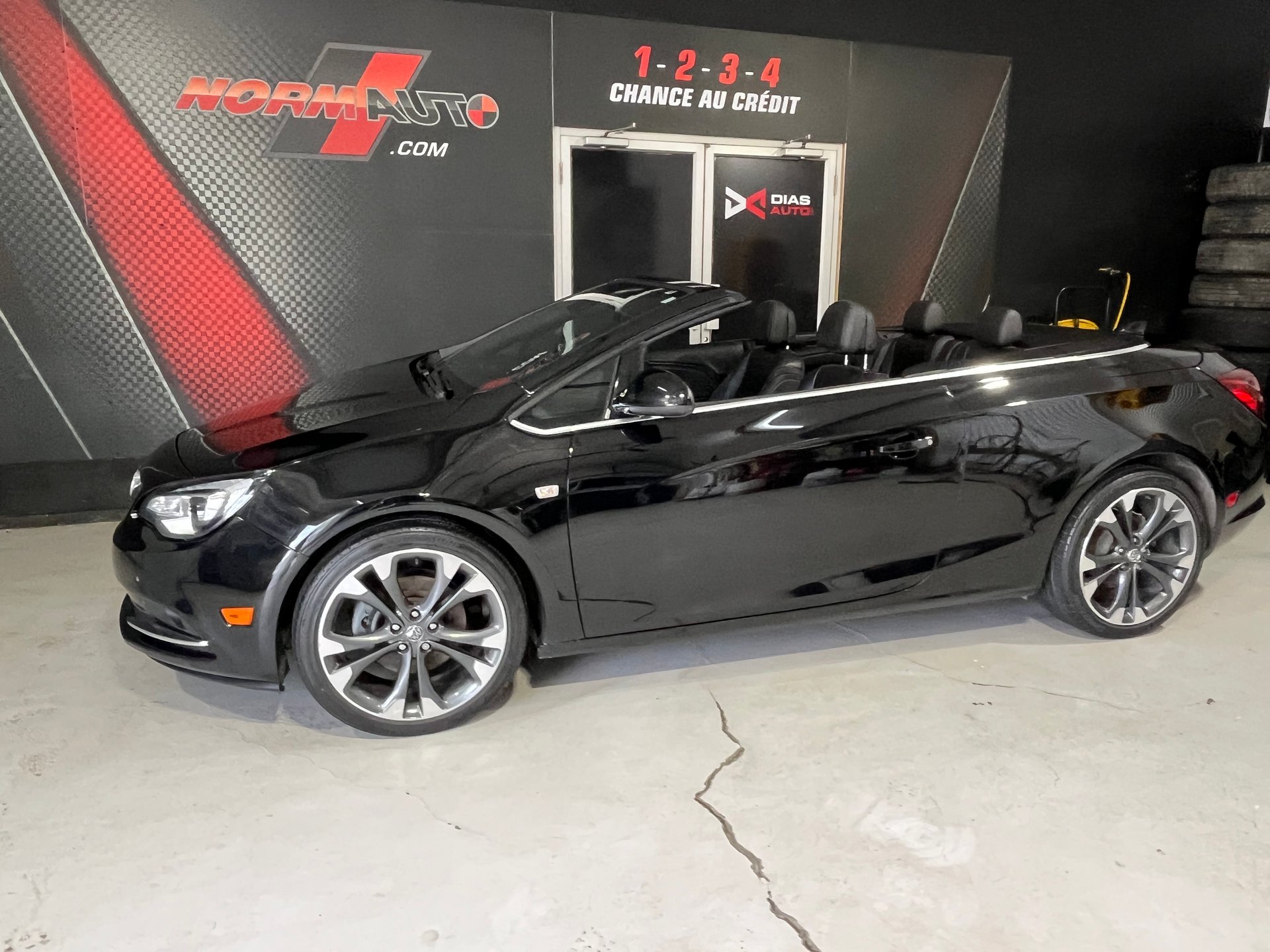 2018 Buick Cascada Premium – Image 3