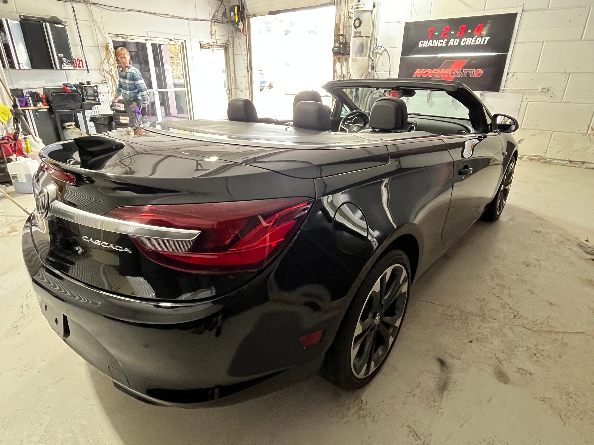 2018 Buick Cascada Premium – Image 8