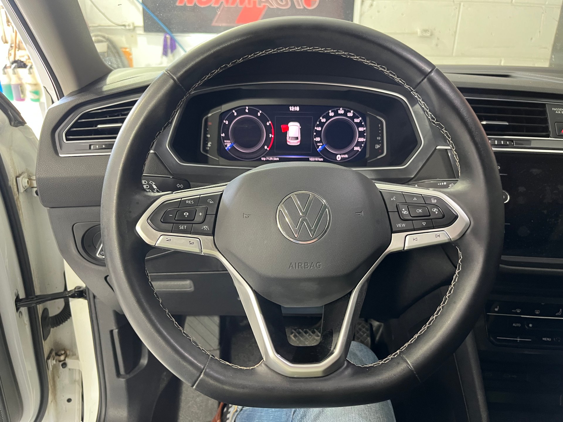 2022 Volkswagen Tiguan comfortline black edition – Image 15