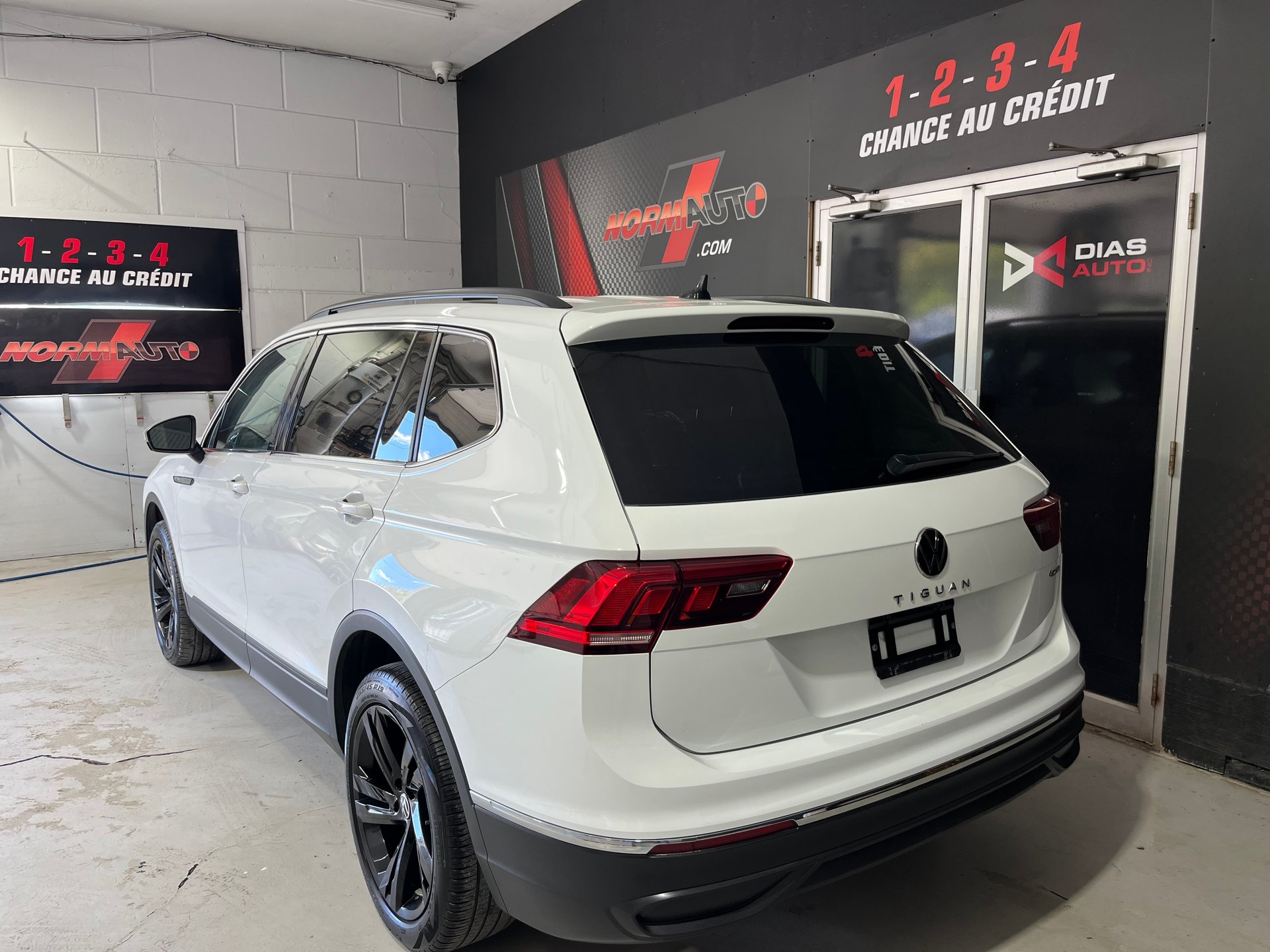 2022 Volkswagen Tiguan comfortline black edition – Image 6