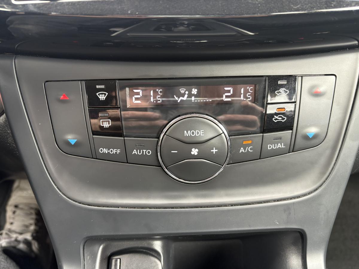 Nissan Sentra 2018 SV BLUETOOTH CAMÉRA SIÈGES CHAUFFANT AVANT BAS KILOMÉTRAGE – Image 18