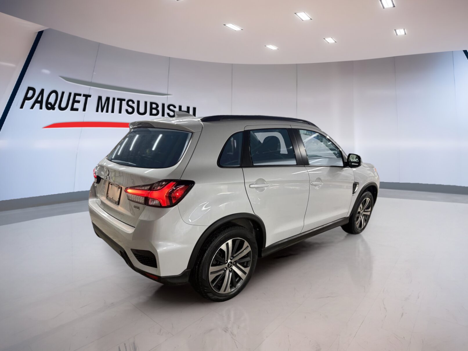 Mitsubishi RVR 2022 SEL AWC BLUETOOTH CAMÉRA SIÈGES AVANT ET VOLANT CHAUFFANT - Image 2