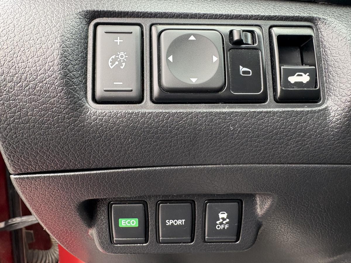 Nissan Sentra 2018 SV BLUETOOTH CAMÉRA SIÈGES CHAUFFANT AVANT BAS KILOMÉTRAGE – Image 20