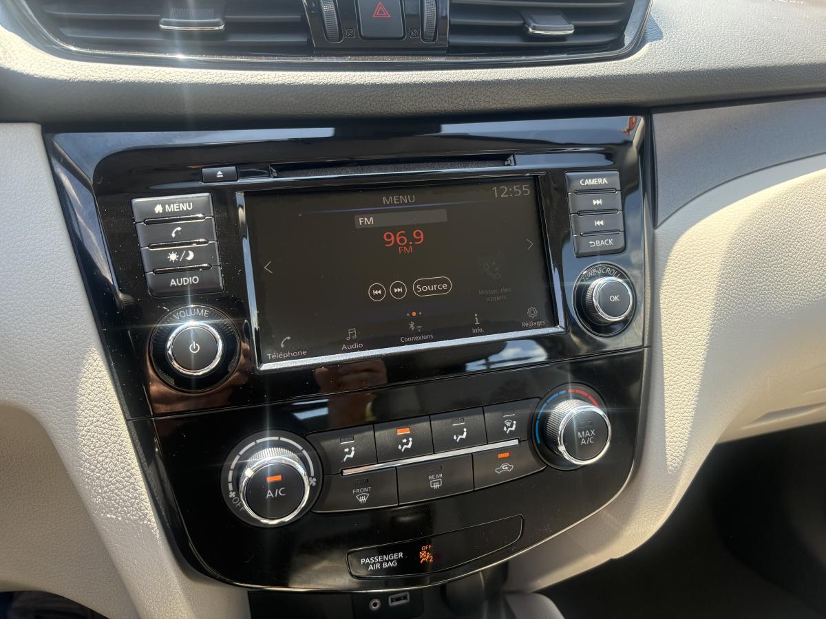 Nissan Qashqai 2021 S TI BLUETOOTH CAMÉRA SIÈGES CHAUFFANT AVANT BAS KILOMÉTRAGE – Image 24