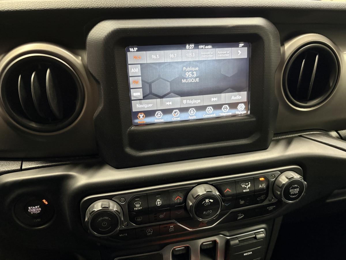 Jeep Wrangler 2020 Sport S 4x4 BLUETOOTH CAMÉRA SIÈGES AVANT ET VOLANT CHAUFFANT BAS KILOMÉTRAGE – Image 26