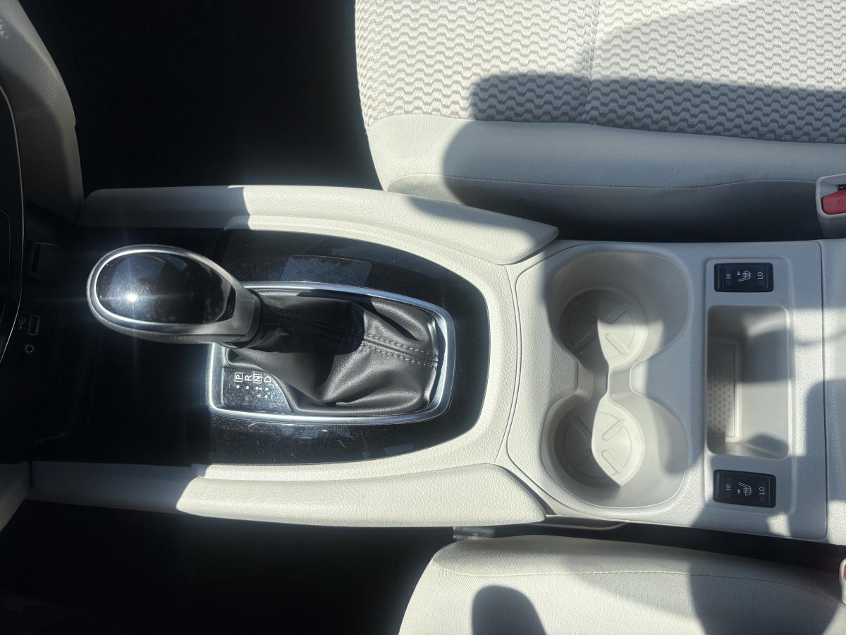 Nissan Qashqai 2021 S TI BLUETOOTH CAMÉRA SIÈGES CHAUFFANT AVANT BAS KILOMÉTRAGE – Image 26