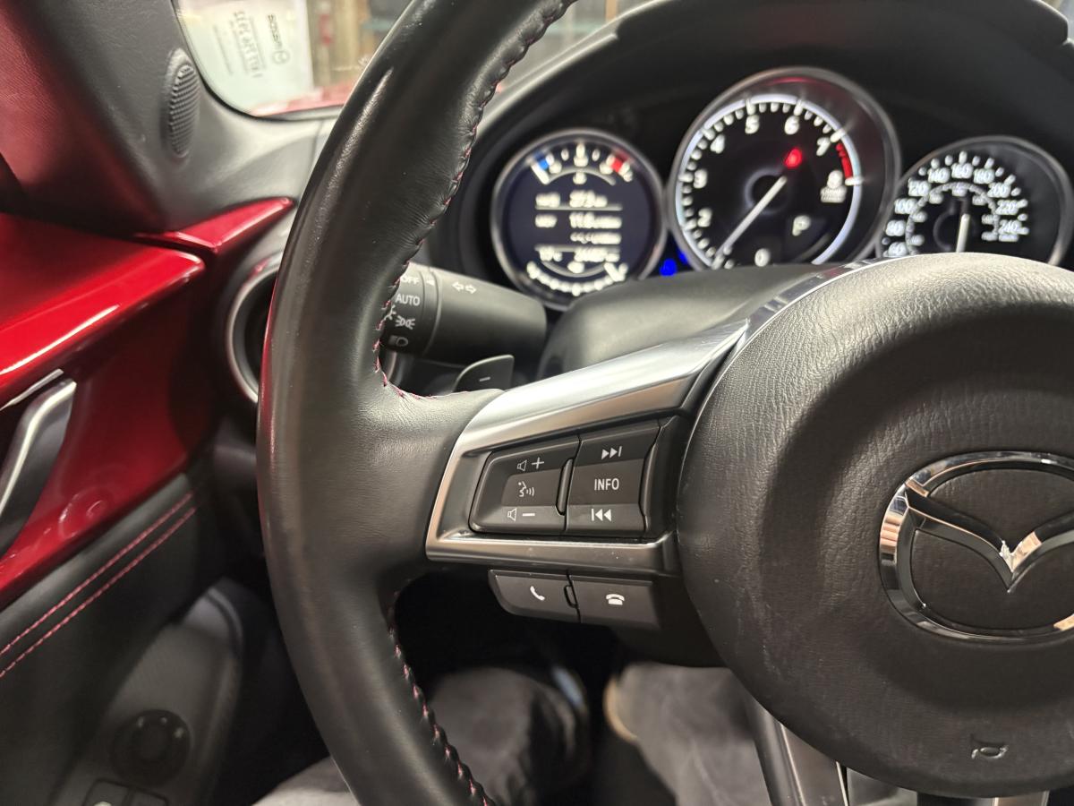 Mazda MX-5 RF 2019 GT BLUETOOTH CAMÉRA GPS SIÈGES CHAUFFANT AVANT BAS KILOMÉTRAGE – Image 27