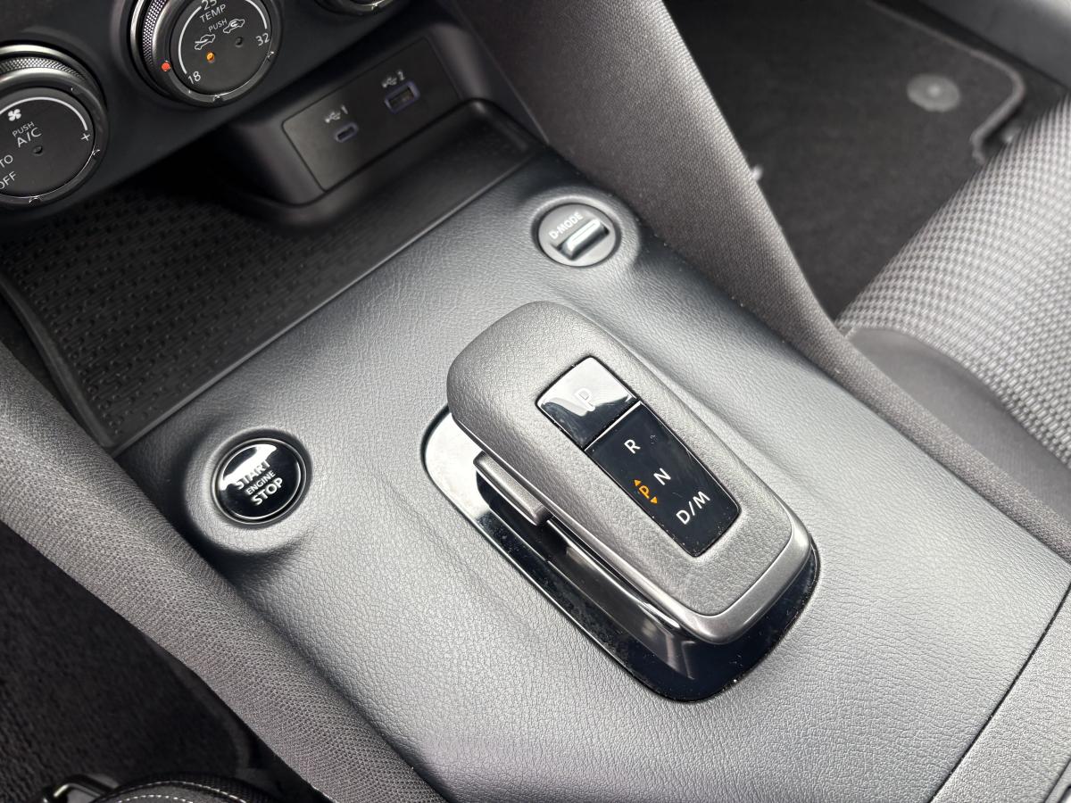 Nissan Z 2024 Sport BLUETOOTH CAMÉRA PERFORMANTE TRÈS BAS KILOMÉTRAGE – Image 28