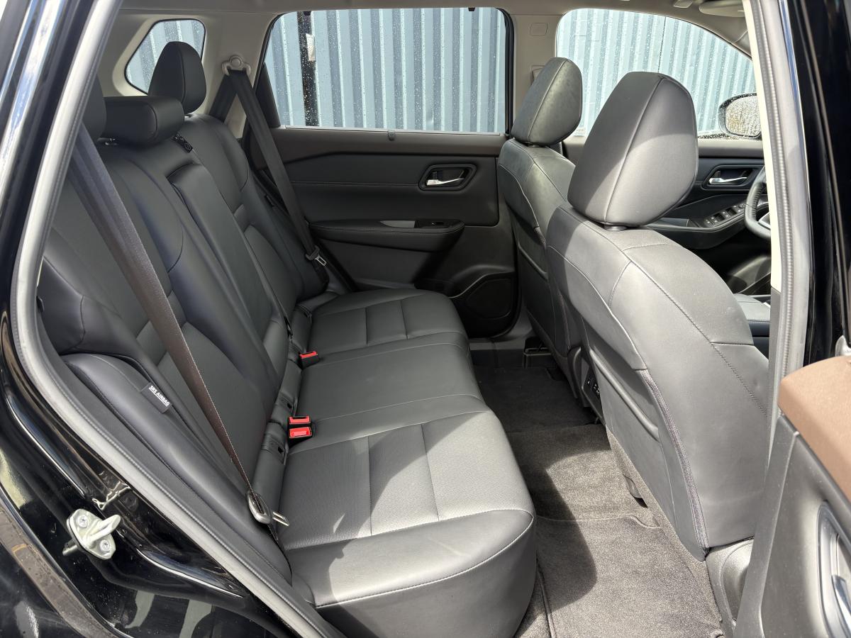 Nissan Rogue 2022 SV PRIVILÈGE TI BLUETOOTH CAMÉRAS 360 TOIT CUIR BAS KILOMÉTRAGE – Image 28