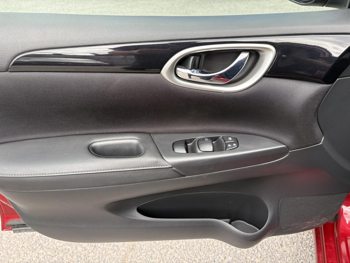 Nissan Sentra 2018 SV BLUETOOTH CAMÉRA SIÈGES CHAUFFANT AVANT BAS KILOMÉTRAGE – Image 29