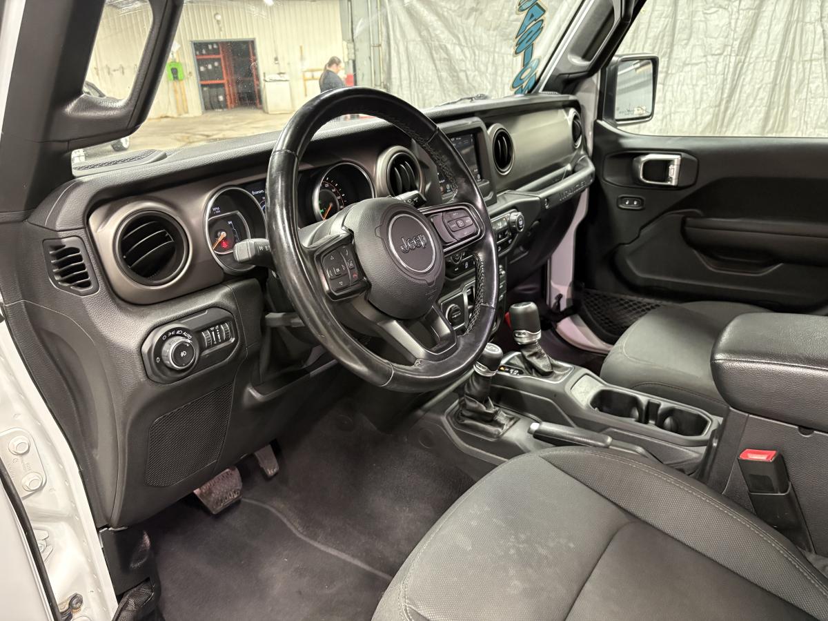 Jeep Wrangler 2020 Sport S 4x4 BLUETOOTH CAMÉRA SIÈGES AVANT ET VOLANT CHAUFFANT BAS KILOMÉTRAGE – Image 34