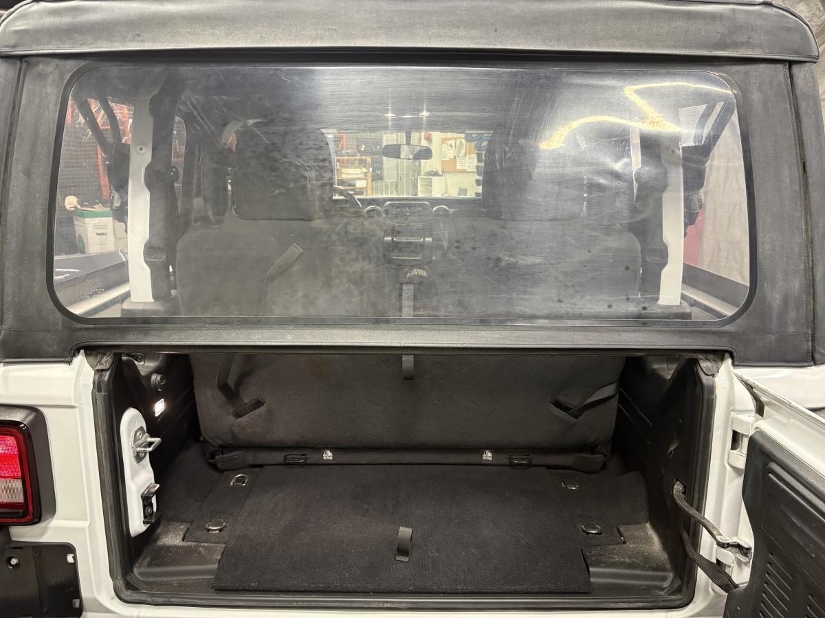 Jeep Wrangler 2020 Sport S 4x4 BLUETOOTH CAMÉRA SIÈGES AVANT ET VOLANT CHAUFFANT BAS KILOMÉTRAGE – Image 35