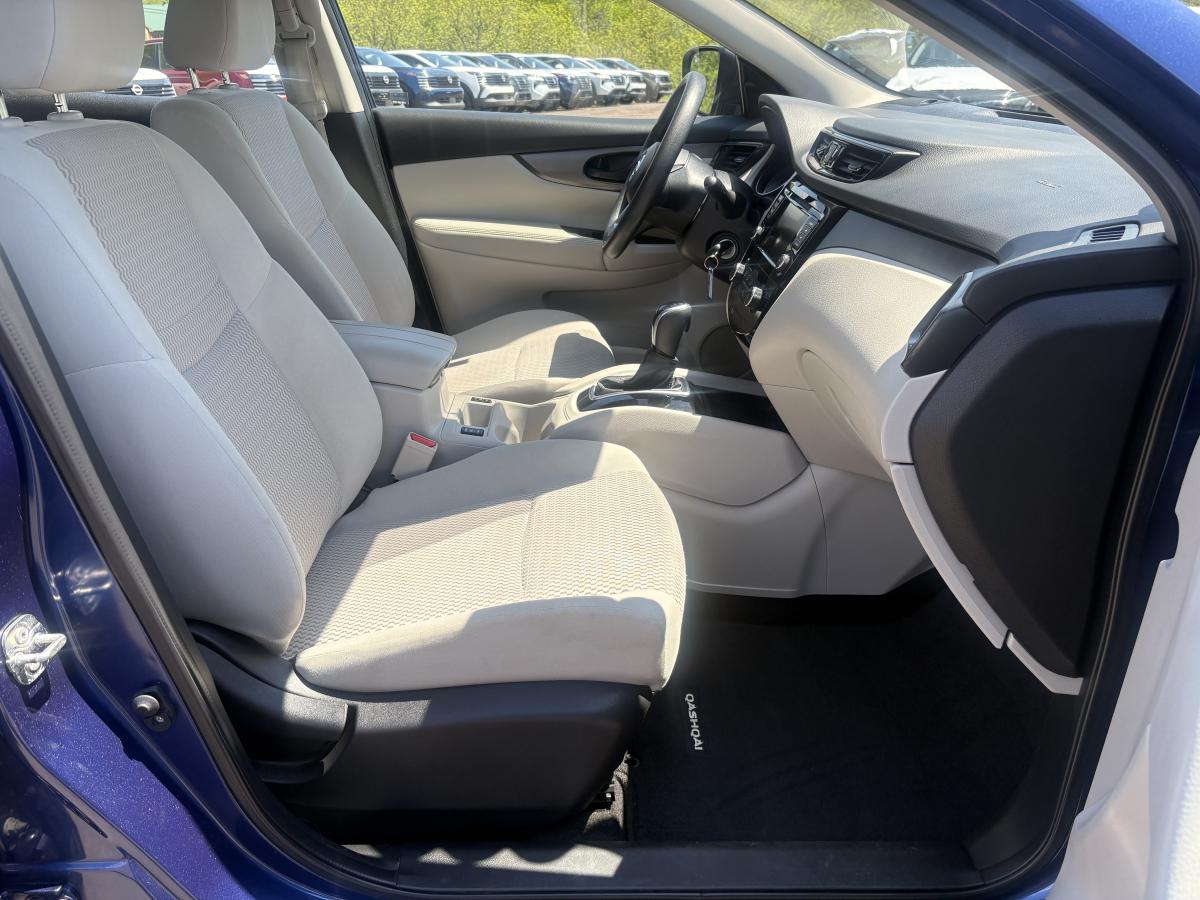 Nissan Qashqai 2021 S TI BLUETOOTH CAMÉRA SIÈGES CHAUFFANT AVANT BAS KILOMÉTRAGE – Image 36