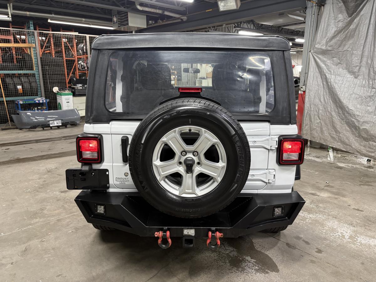Jeep Wrangler 2020 Sport S 4x4 BLUETOOTH CAMÉRA SIÈGES AVANT ET VOLANT CHAUFFANT BAS KILOMÉTRAGE – Image 6