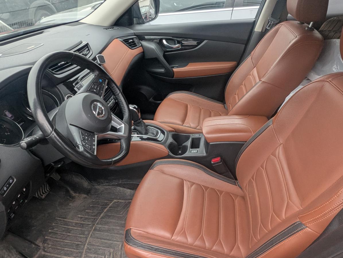 Nissan Rogue 2018 SL PRIVILÈGE TI avec ProPILOT BLUETOOTH CAMÉRAS 360 CUIR BRUN TOIT GPS SIÈGES AV. ET VOLANT CHAFFA – Image 7