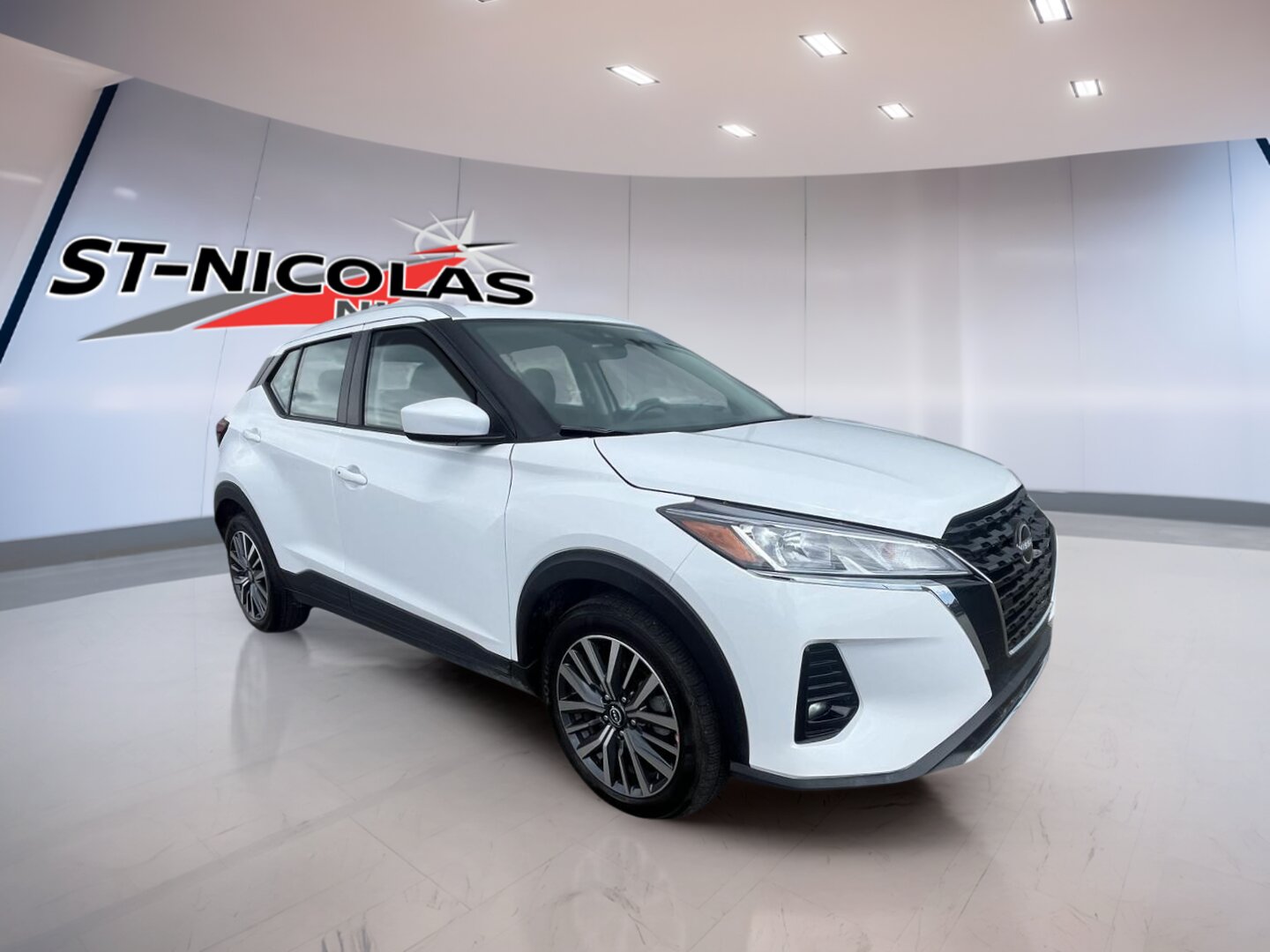 Nissan Kicks Play 2025 SV TA – Image 7