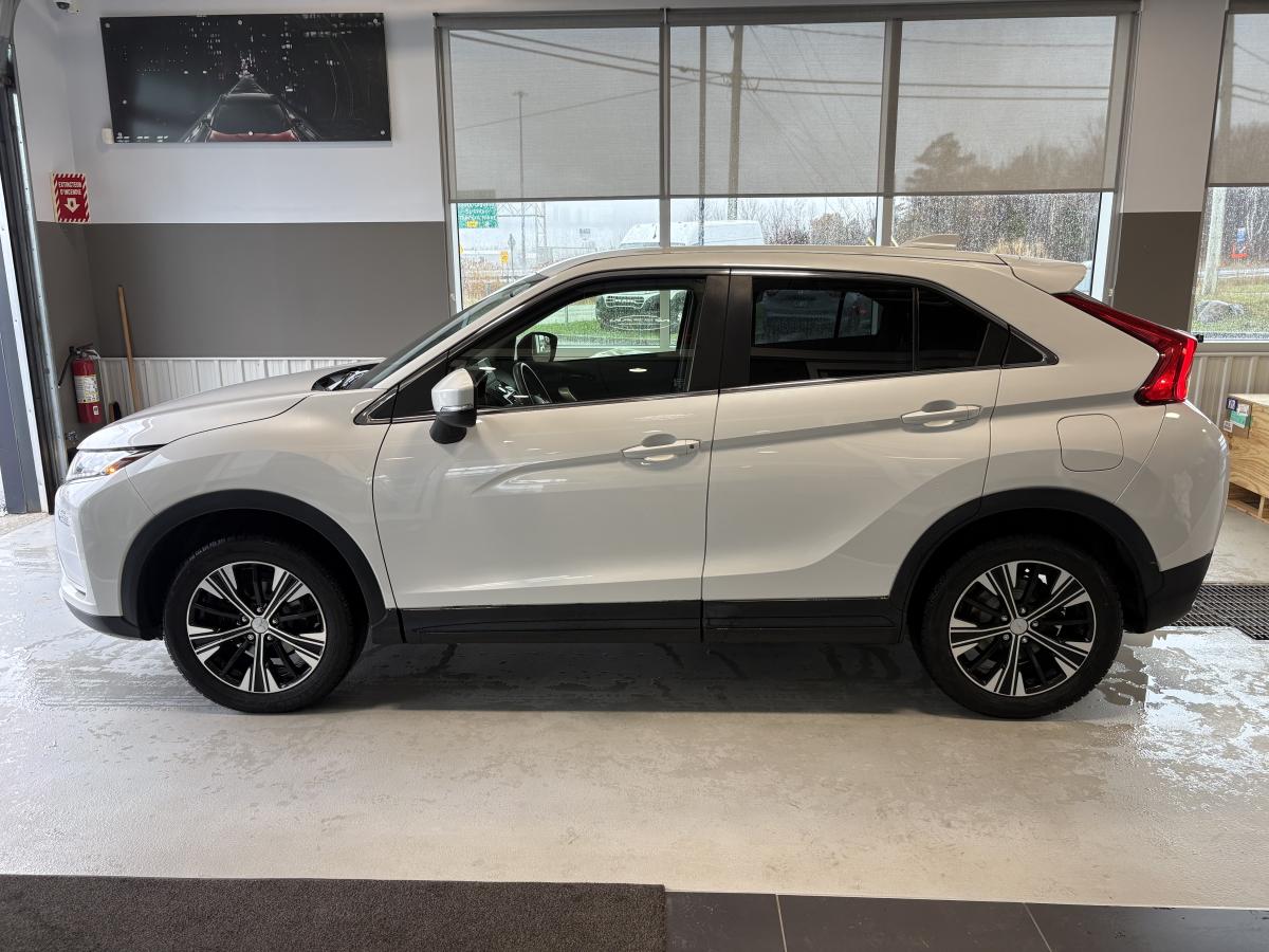 Mitsubishi Eclipse Cross 2018 ES S-AWC BLUETOOTH CAMÉRA SIÈGES CHAUFFANT AVANT BAS KILOMÉTRAGE – Image 8